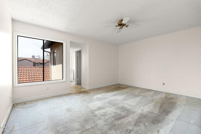2454 Manzanita Drive, Oxnard, CA 93033 — photo 9 of 54