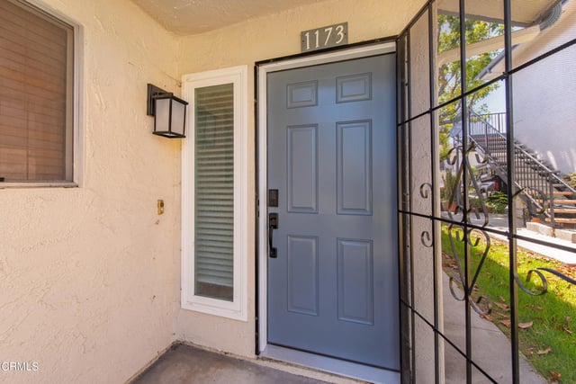 1173 Chalmette Avenue, Ventura, CA 93003 — photo 2 of 20