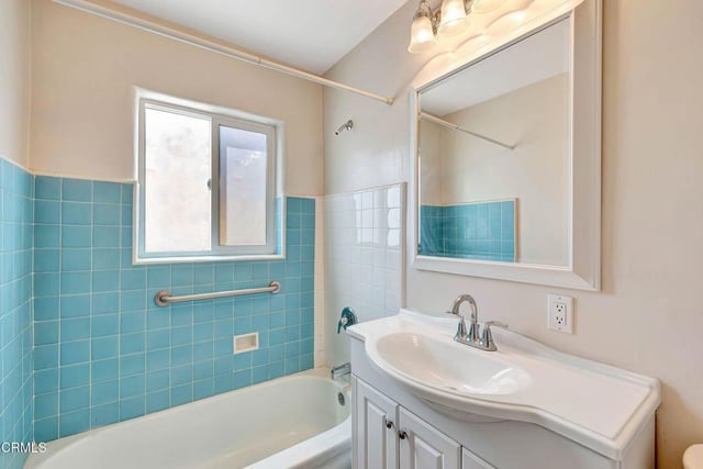 14646 Leadwell Street, Van Nuys, CA 91405 — photo 26 of 36