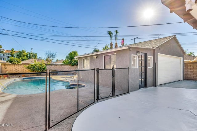 14646 Leadwell Street, Van Nuys, CA 91405 — photo 7 of 36