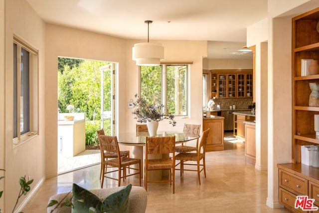 13731 Romany Drive, Pacific Palisades, CA 90272 — photo 14 of 46
