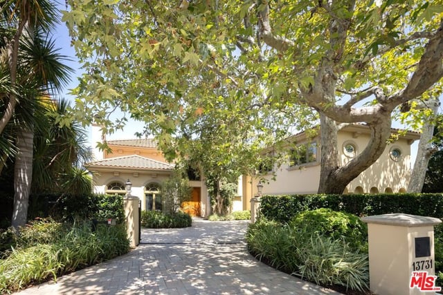 13731 Romany Drive, Pacific Palisades, CA 90272 — photo 38 of 46