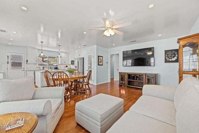 4518 E Stearns Street, Long Beach, CA 90815 — photo 13 of 38