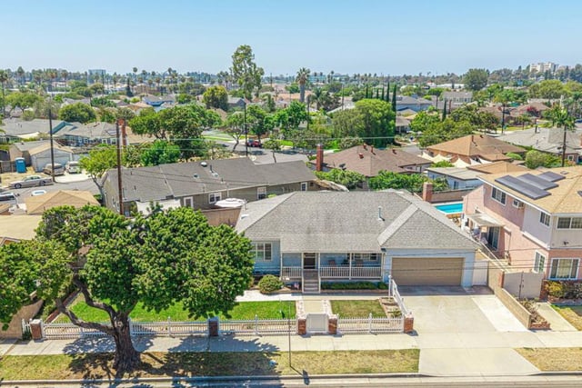 4518 E Stearns Street, Long Beach, CA 90815 — photo 31 of 38