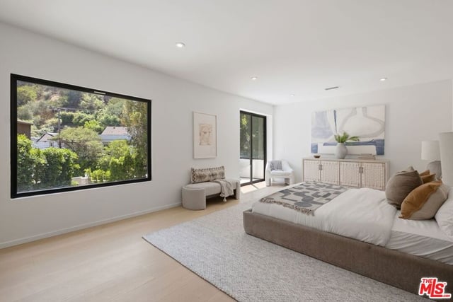 1712 N Beverly Glen Boulevard, Los Angeles, CA 90077 — photo 18 of 34