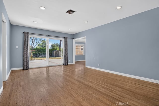 7700 Wilbur, Reseda, CA 91335 — photo 10 of 54