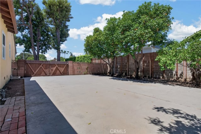 7700 Wilbur, Reseda, CA 91335 — photo 36 of 54