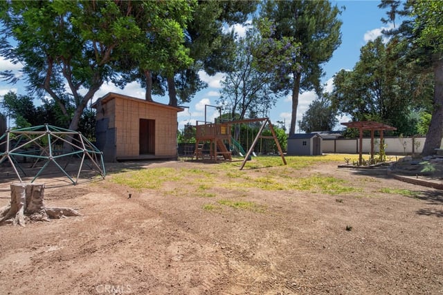 7700 Wilbur, Reseda, CA 91335 — photo 39 of 54