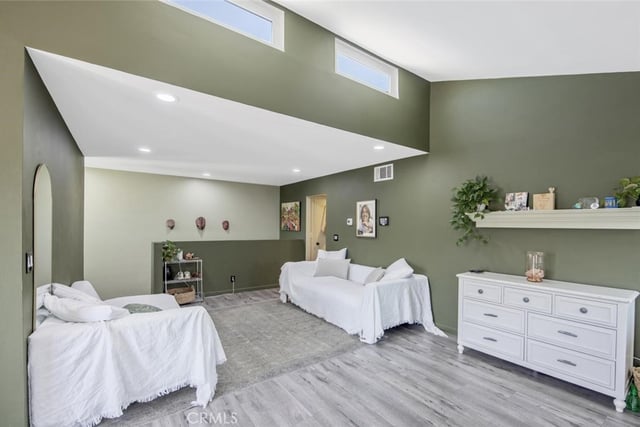 27068 Hidaway 7, Canyon Country, CA 91351 — photo 5 of 33