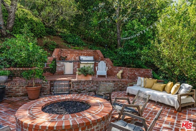 9151 Warbler Place, Los Angeles, CA 90069 — photo 17 of 22