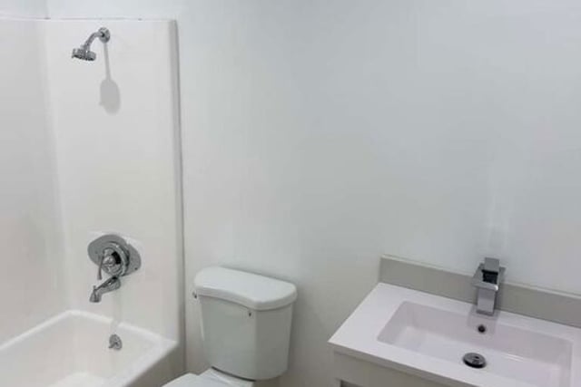 18350 Hatteras Street 278, Tarzana, CA 91356 — photo 11 of 42