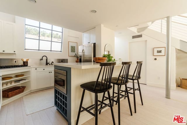 1254 24th Street 2, Santa Monica, CA 90404 — photo 6 of 26