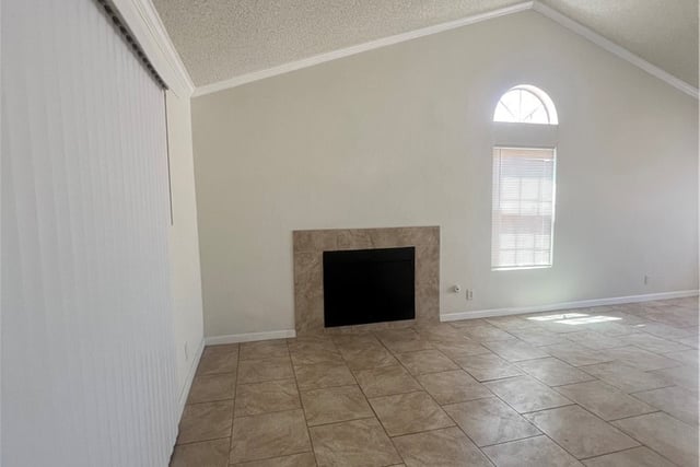 36806 36806 Meadowview Court, Palmdale, CA 93552 — photo 10 of 37