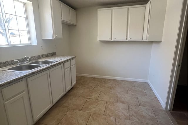 36806 36806 Meadowview Court, Palmdale, CA 93552 — photo 16 of 37