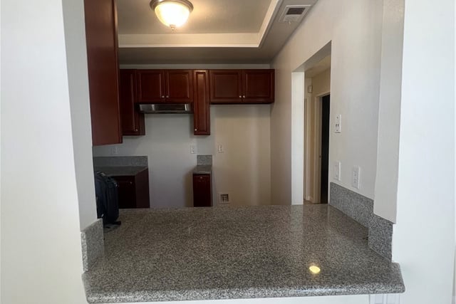 36806 36806 Meadowview Court, Palmdale, CA 93552 — photo 8 of 37