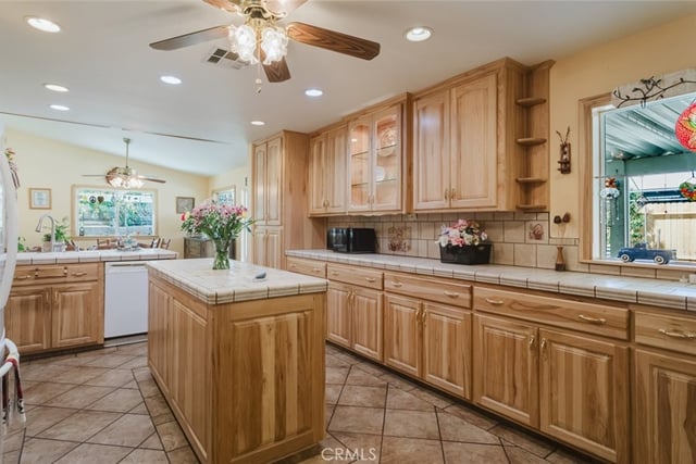 6314 Almond Valley Way, Quartz Hill, CA 93536 — photo 14 of 46
