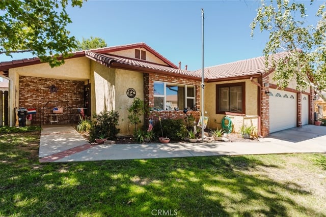 6314 Almond Valley Way, Quartz Hill, CA 93536 — photo 4 of 46