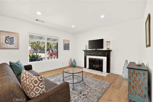 268 W Willow, Pomona, CA 91768 — photo 6 of 29