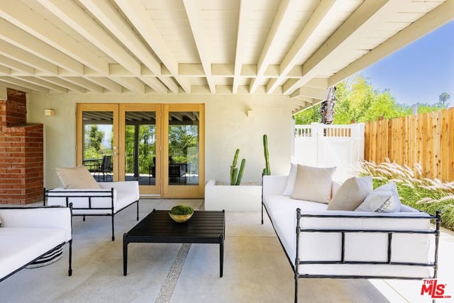 20727 Dolorosa Street, Woodland Hills, CA 91367 — photo 27 of 30