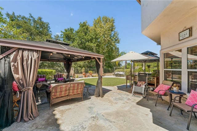 24515 Ebelden, Newhall, CA 91321 — photo 27 of 48