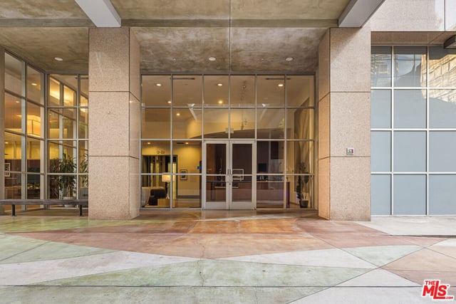 801 S Grand Avenue 1508, Los Angeles, CA 90017 — photo 30 of 37