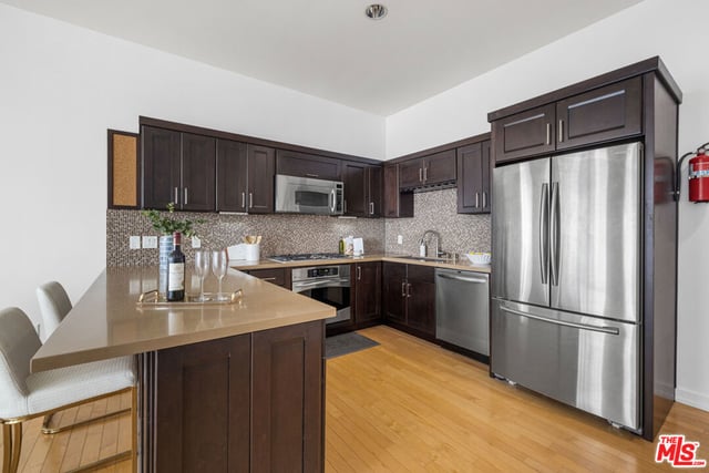 801 S Grand Avenue 1508, Los Angeles, CA 90017 — photo 7 of 37