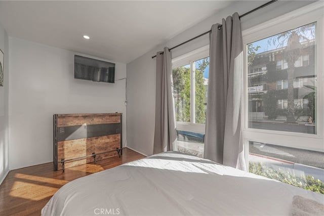 325 Cedar, Long Beach, CA 90802 — photo 16 of 24