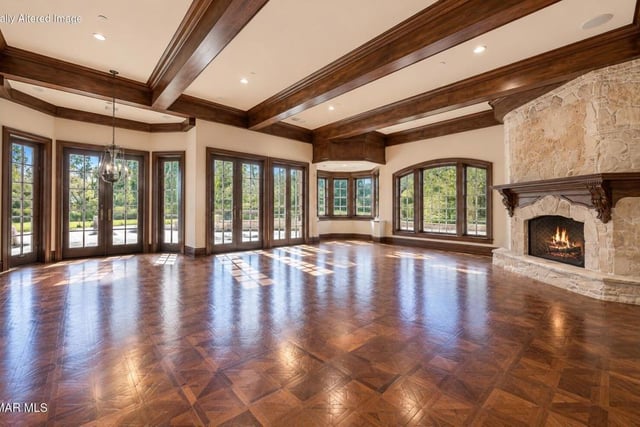 240 W Stafford Road, Thousand Oaks, CA 91361 — photo 17 of 41