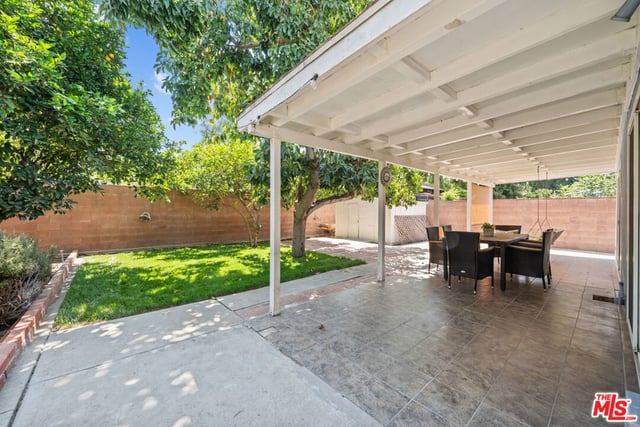 7528 Newcastle Avenue, Reseda, CA 91335 — photo 21 of 23