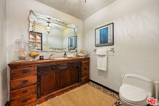 11662 Duque Drive, Studio City, CA 91604 — photo 19 of 54