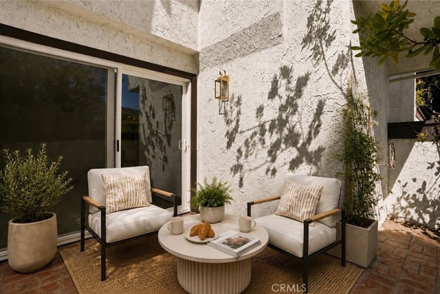 17255 Palisades Circle, Pacific Palisades, CA 90272 — photo 29 of 47