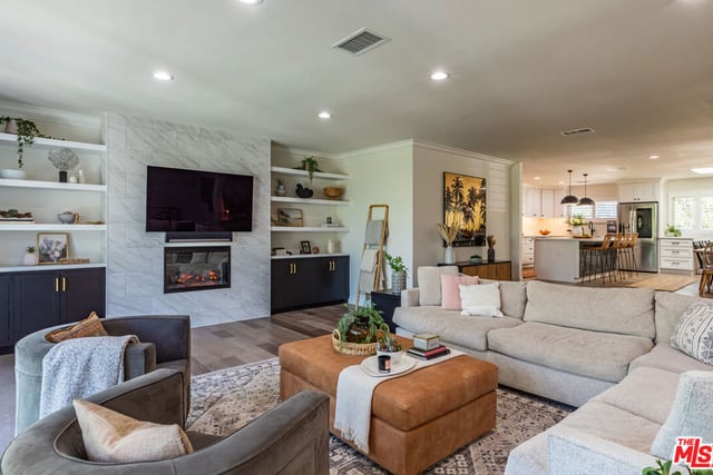 3240 Shelby Drive, Los Angeles, CA 90034 — photo 8 of 41