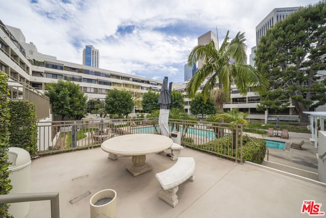 121 S Hope Street 517, Los Angeles, CA 90012 — photo 11 of 60