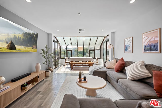 121 S Hope Street 517, Los Angeles, CA 90012 — photo 31 of 60