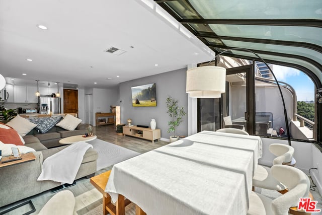121 S Hope Street 517, Los Angeles, CA 90012 — photo 34 of 60