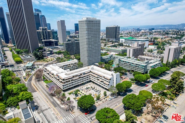 121 S Hope Street 517, Los Angeles, CA 90012 — photo 4 of 60
