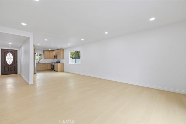 28201 Hot Springs, Canyon Country, CA 91351 — photo 10 of 46