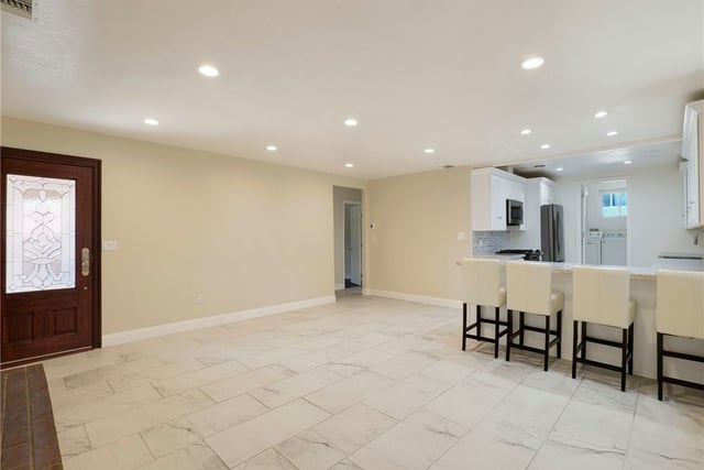 1414 Thompson, Glendale, CA 91201 — photo 3 of 27