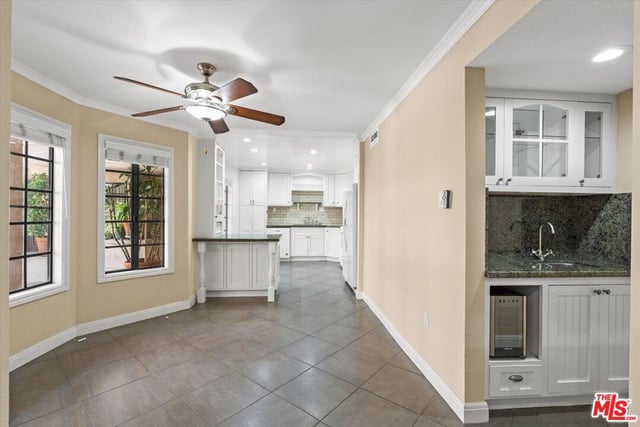 12321 Ocean Park Boulevard 2, Los Angeles, CA 90064 — photo 6 of 30