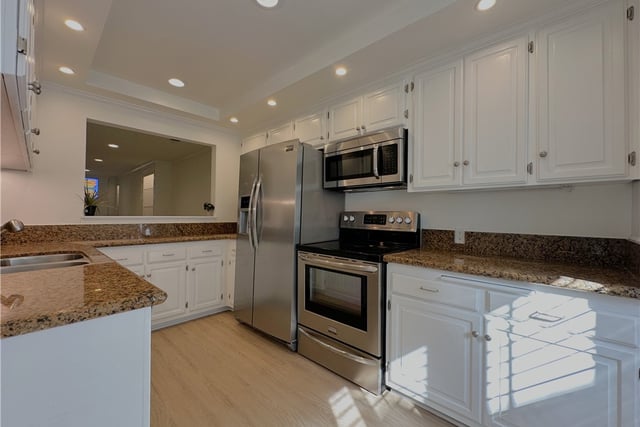 938 Palo Verde Avenue, Long Beach, CA 90815 — photo 23 of 68