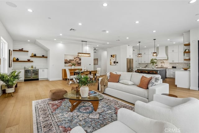 8308 Mcconnell Avenue, Los Angeles, CA 90045 — photo 2 of 61