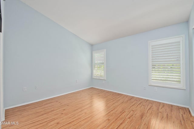 2040 Freesia Avenue, Simi Valley, CA 93063 — photo 12 of 37