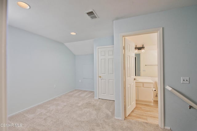 2040 Freesia Avenue, Simi Valley, CA 93063 — photo 15 of 37