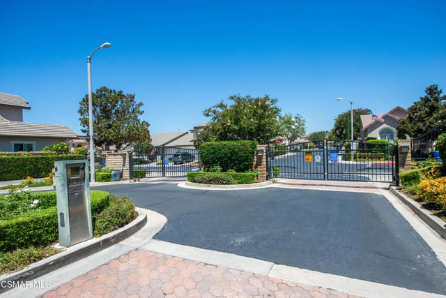 2040 Freesia Avenue, Simi Valley, CA 93063 — photo 36 of 37