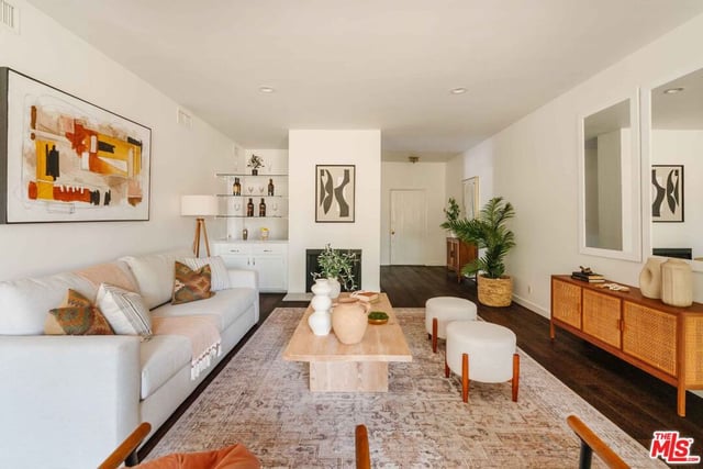14050 Magnolia Boulevard 105, Los Angeles, CA 91423 — photo 3 of 23