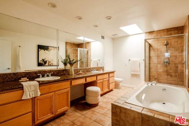 691 Mildred Avenue 2, Los Angeles, CA 90291 — photo 14 of 36