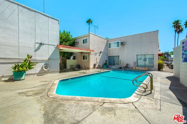 7129 Coldwater Canyon Avenue 10, North Hollywood, CA 91605 — photo 22 of 33