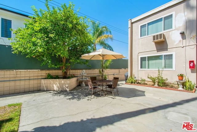 7129 Coldwater Canyon Avenue 10, North Hollywood, CA 91605 — photo 25 of 33