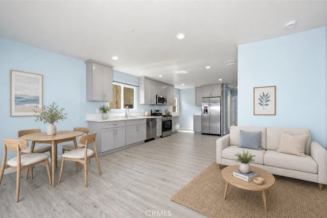 3452 Estrada, Los Angeles, CA 90023 — photo 3 of 32