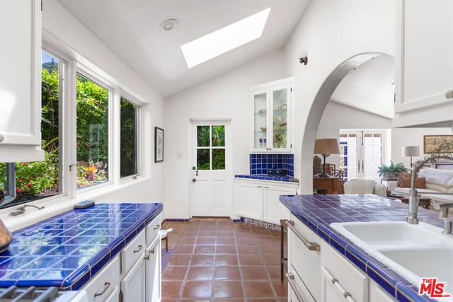 6317 Deep Dell Place, Los Angeles, CA 90068 — photo 17 of 56